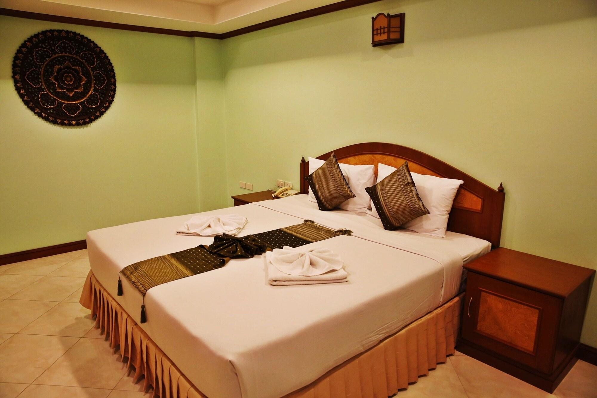 Hotel Baan Ss Karon Extérieur photo