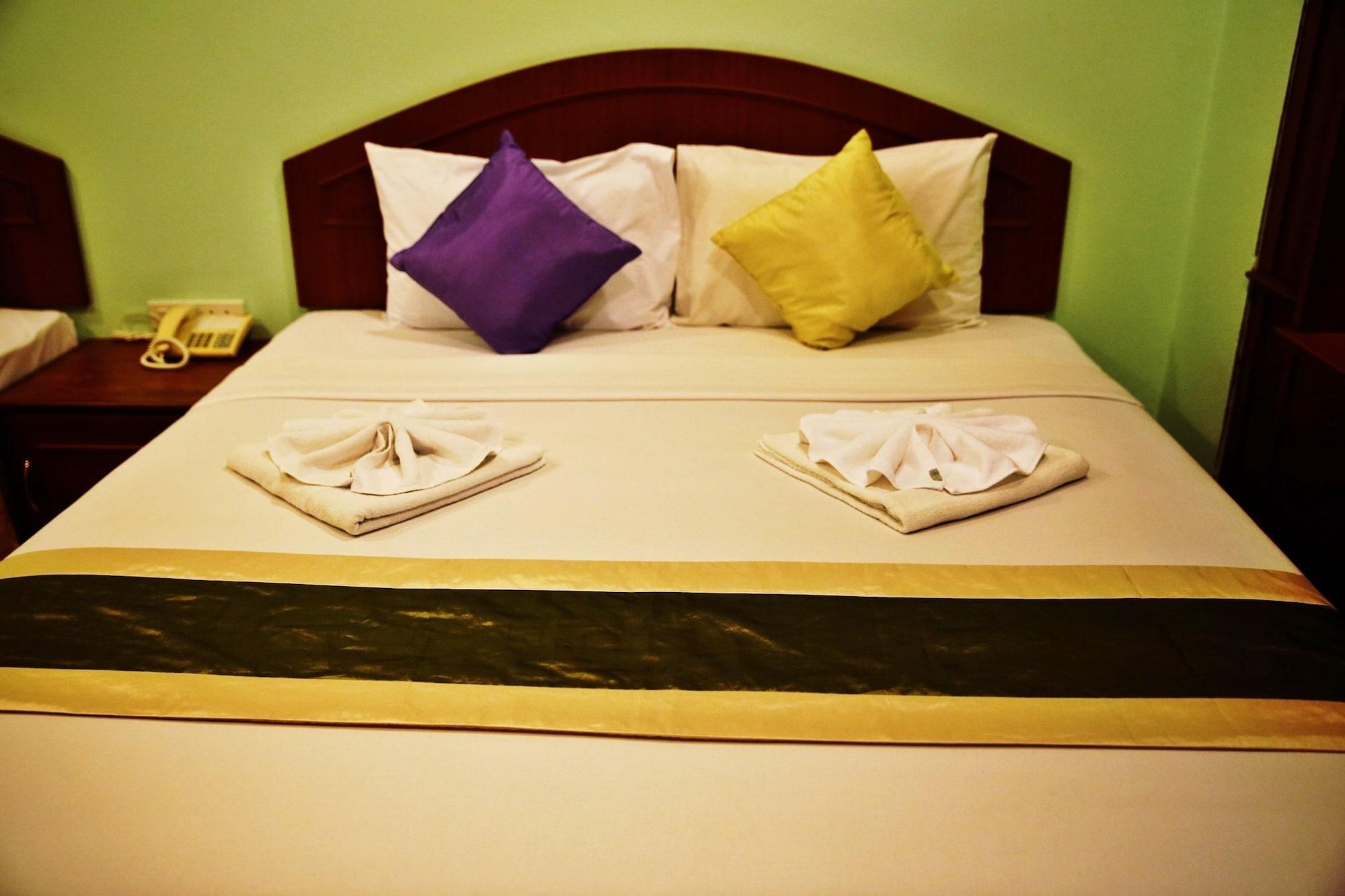 Hotel Baan Ss Karon Extérieur photo