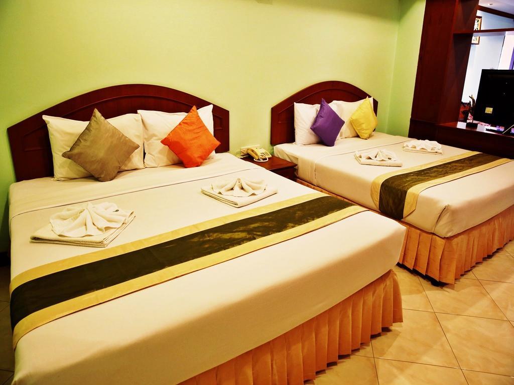 Hotel Baan Ss Karon Extérieur photo